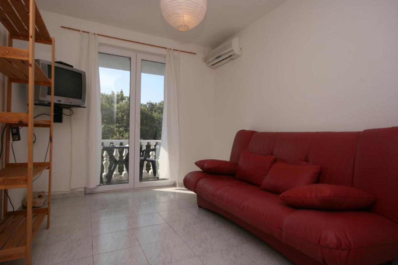 Apartments With A Parking Space Mandre, Pag - 6405 Kolan Exterior foto